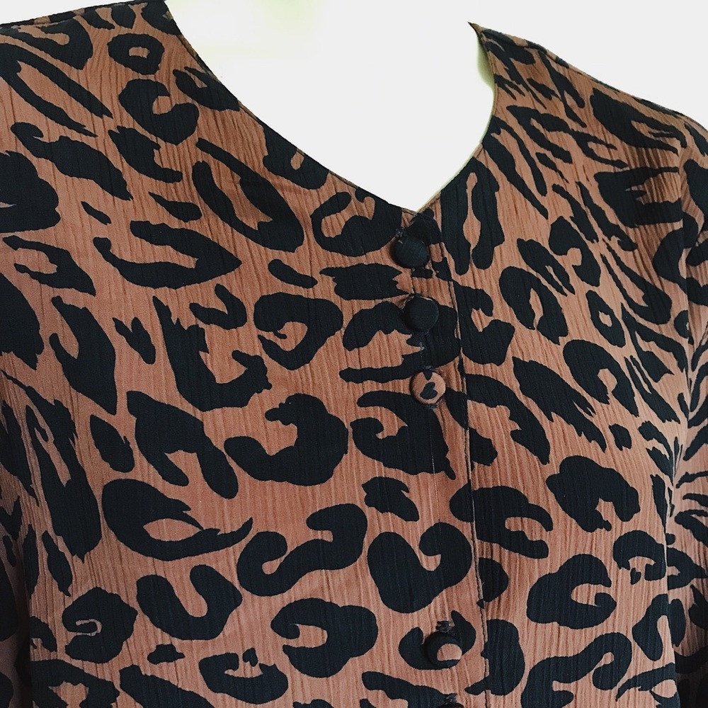 Vintage Leopard Print Button Up Oversized Blouse - image 7